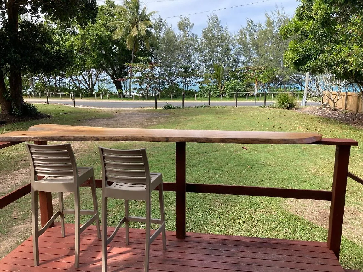 캠프장 Bali Hai Child Free Holiday Park 미션비치